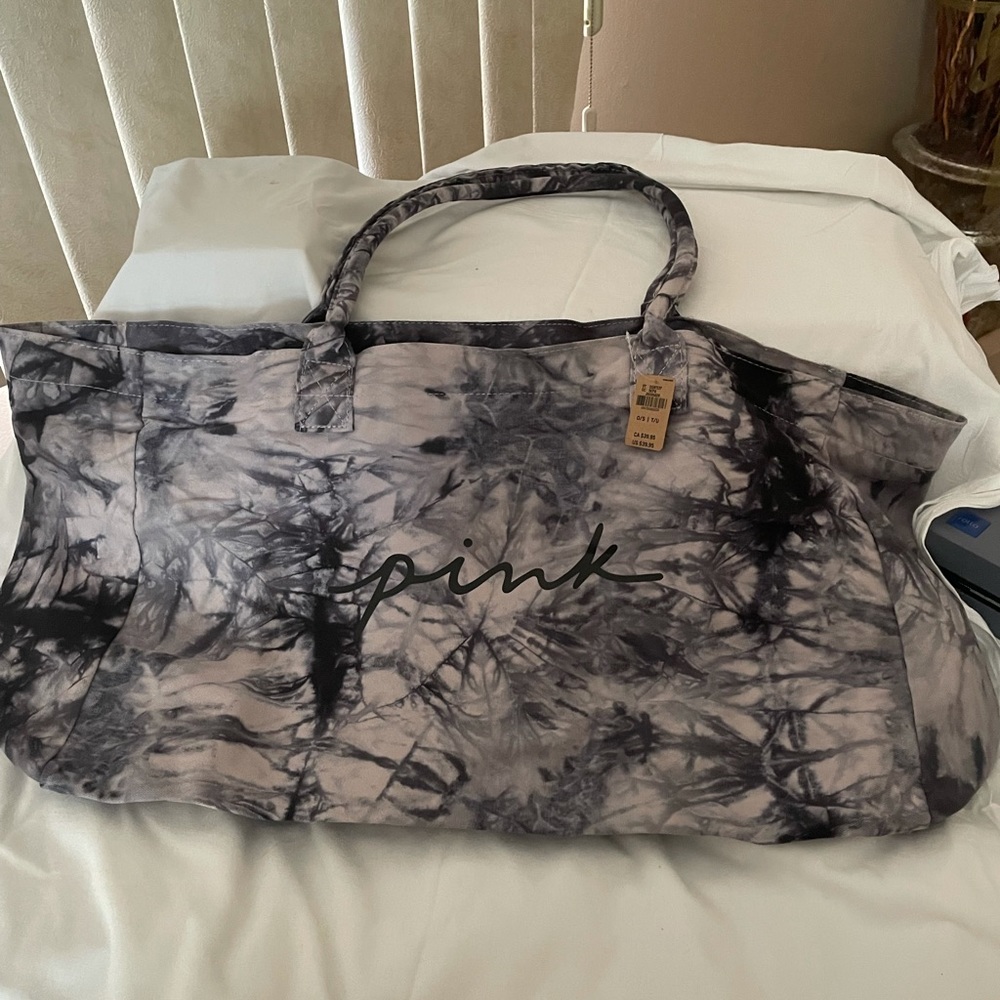Victoria’s Secret Pink Tote
